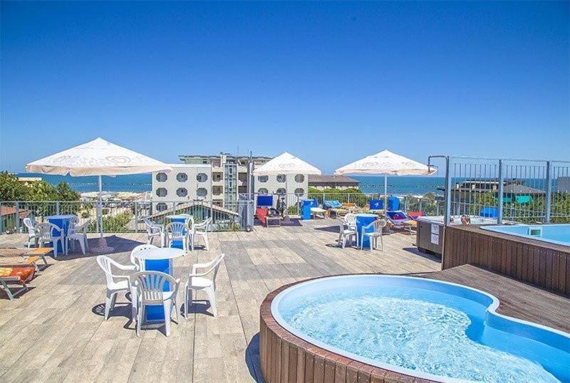 Hotel Leonardo Cesenatico Dış mekan fotoğraf