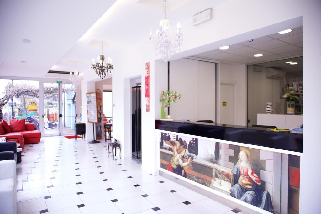 Hotel Leonardo Cesenatico Dış mekan fotoğraf